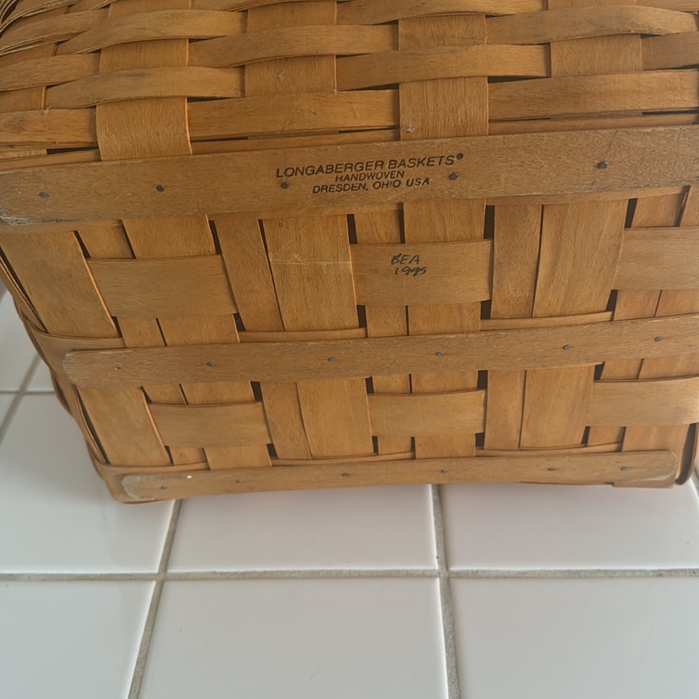 🐈‍⬛Longaberger XL Picnic basket - Picture 7 of 10